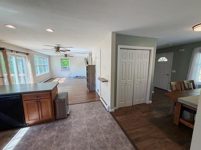 83 Tabor Circle, Albany, NH 03818