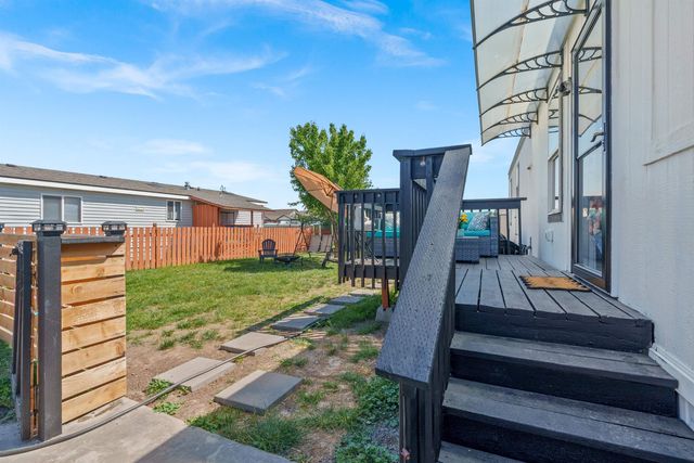 10510 W W Richland Rd, Cheney, WA 99004
