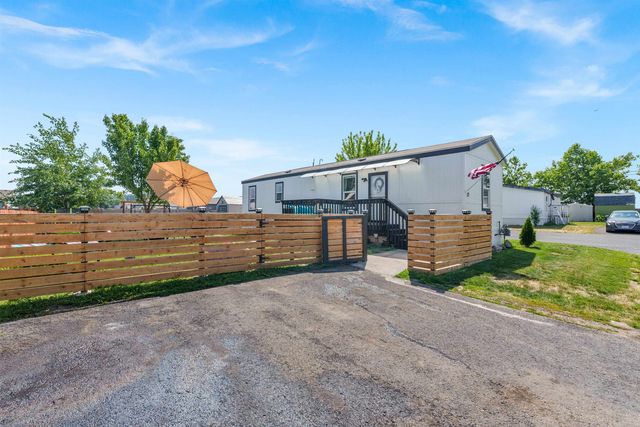 10510 W W Richland Rd, Cheney, WA 99004