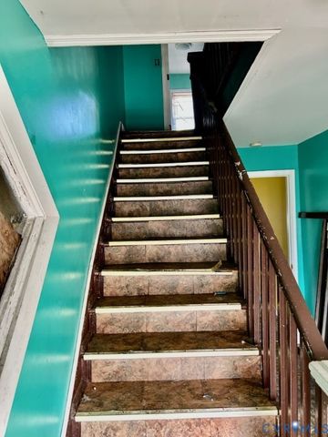 655 Lawrence St, Petersburg, VA 23803