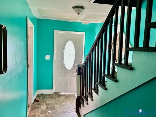 655 Lawrence St, Petersburg, VA 23803