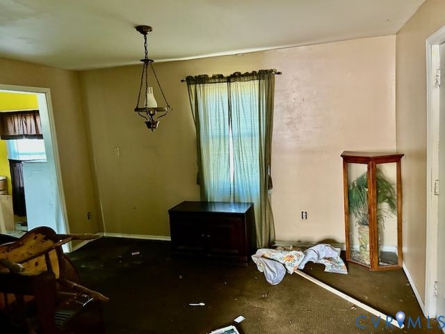 655 Lawrence St, Petersburg, VA 23803