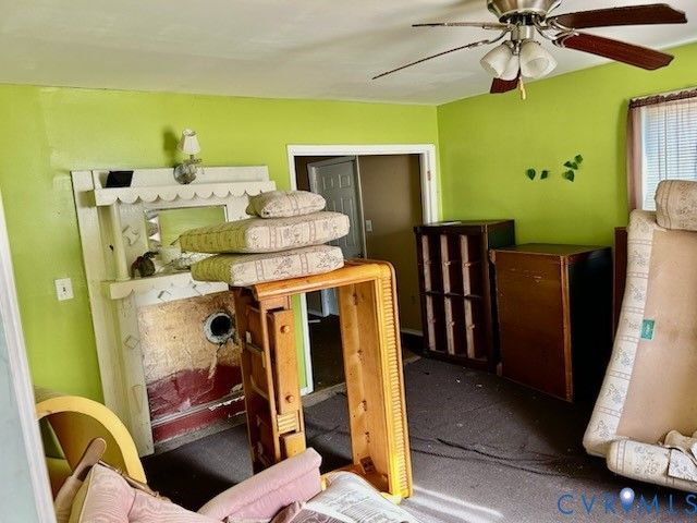 655 Lawrence St, Petersburg, VA 23803