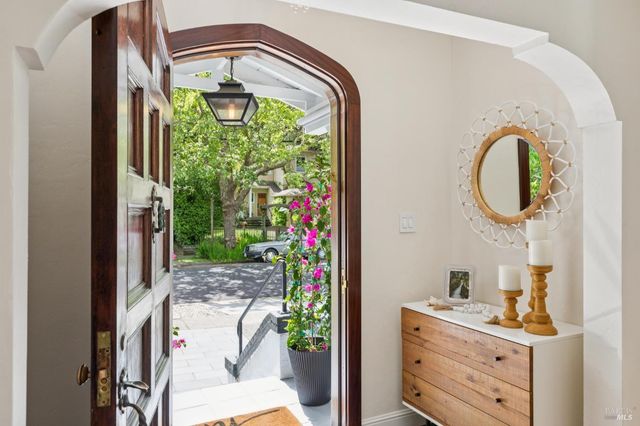 204 Greenfield Ave, San Rafael, CA 94901