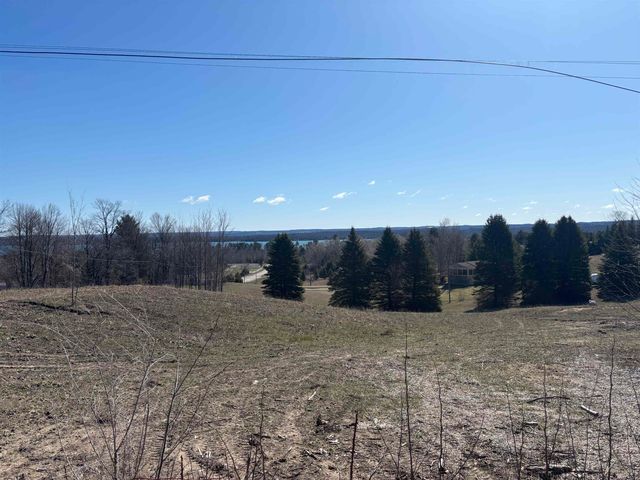 00 Palaestrum Road, Williamsburg, MI 49690