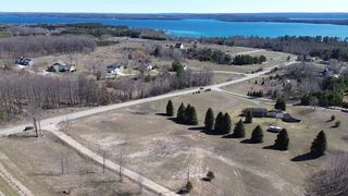 00 Palaestrum Road, Williamsburg, MI 49690