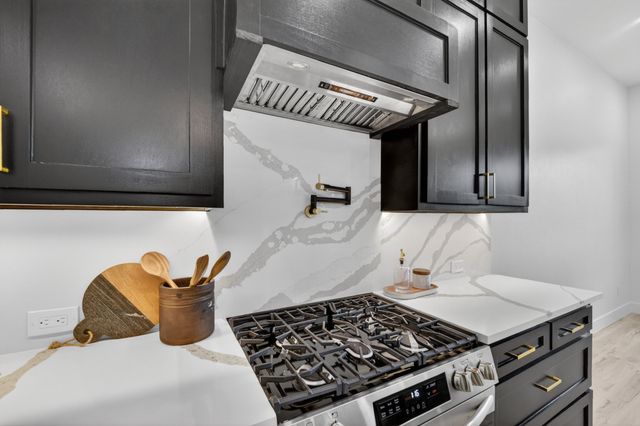 4318 County Road 1088, Celeste, TX 75423