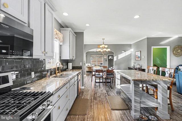 129 HICKORY HILL OVERLOOK CT, Fredericksburg, VA 22405