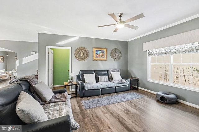 129 HICKORY HILL OVERLOOK CT, Fredericksburg, VA 22405