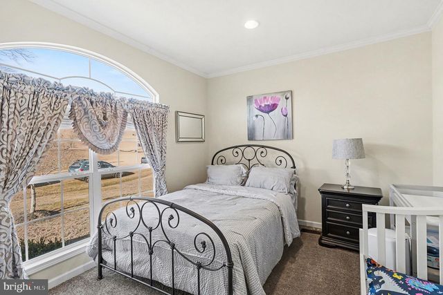 129 HICKORY HILL OVERLOOK CT, Fredericksburg, VA 22405