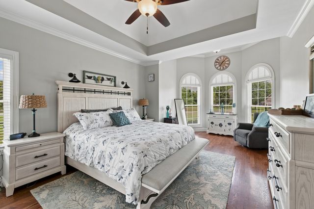 3927 Rowland Rd, Murfreesboro, TN 37128