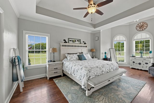 3927 Rowland Rd, Murfreesboro, TN 37128