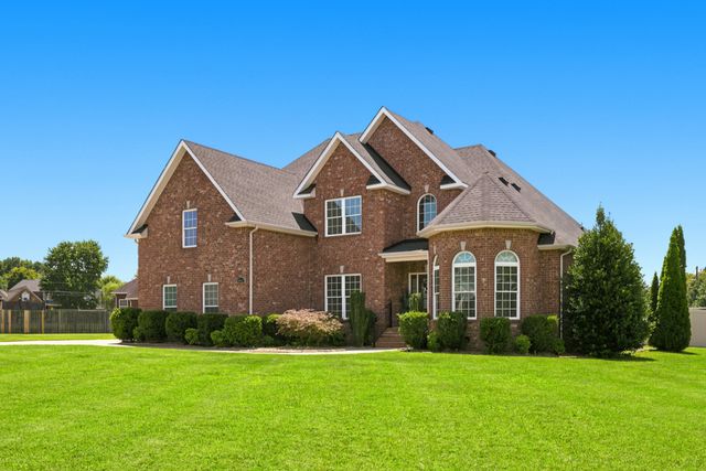 3927 Rowland Rd, Murfreesboro, TN 37128