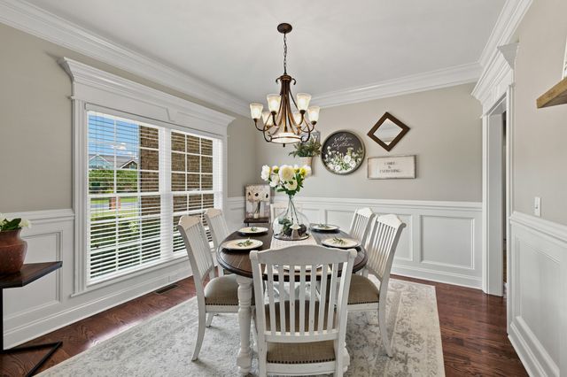 3927 Rowland Rd, Murfreesboro, TN 37128