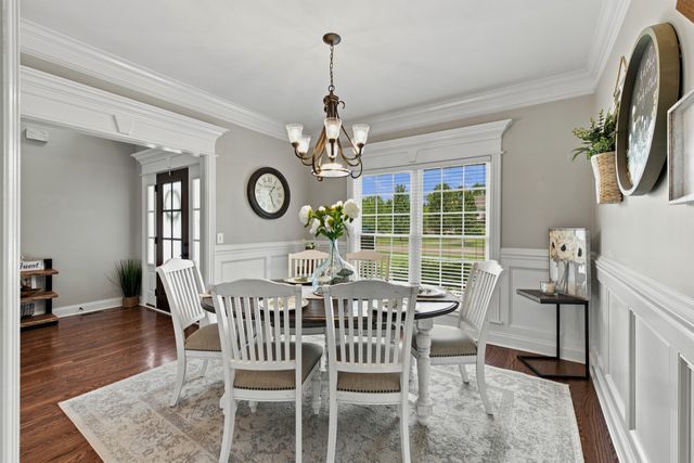 3927 Rowland Rd, Murfreesboro, TN 37128