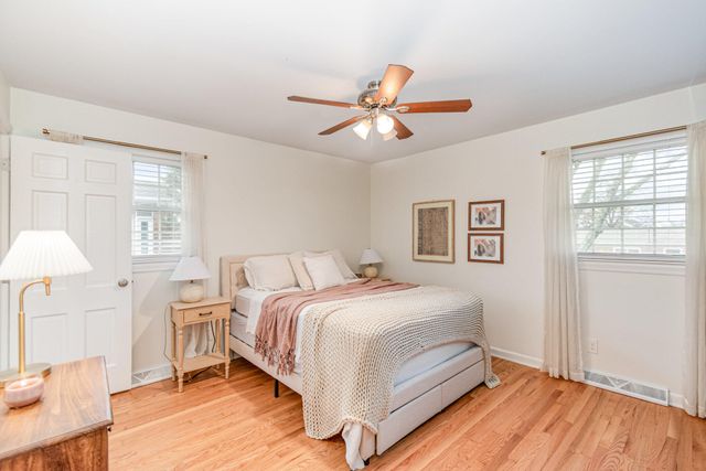 241 N Ashbrook Circle, Lakeside Park, KY 41017