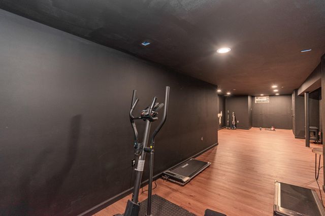 241 N Ashbrook Circle, Lakeside Park, KY 41017