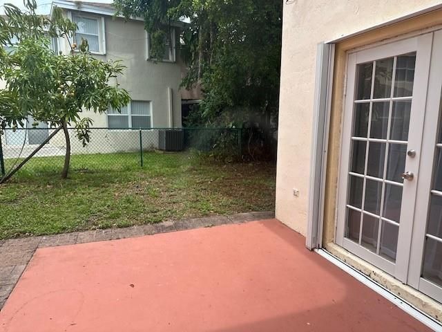 4151 Eastridge Circle, Deerfield Beach, FL 33064