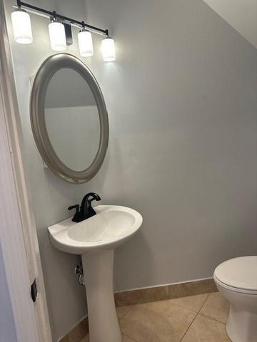 4151 Eastridge Circle, Deerfield Beach, FL 33064