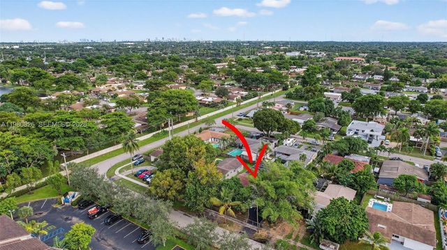7120 Allen St, Hollywood, FL 33024