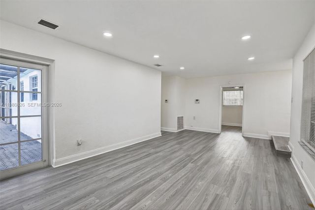 7120 Allen St, Hollywood, FL 33024