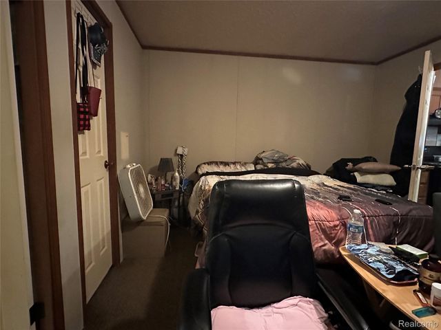 37789 Joplin Dr, Clinton Charter Township, MI 48036
