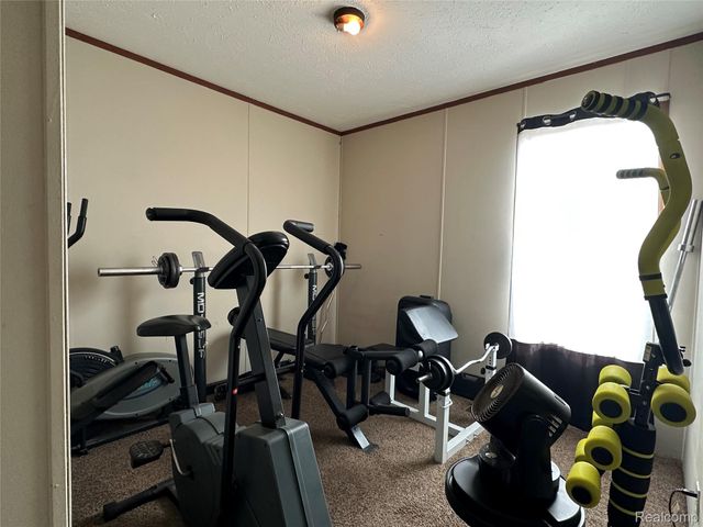 37789 Joplin Dr, Clinton Charter Township, MI 48036