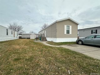 37789 Joplin Dr, Clinton Charter Township, MI 48036