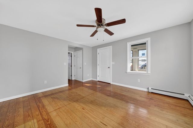 165 Grant St, Fall River, MA 02721