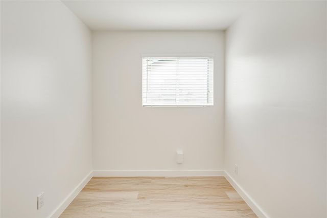 2305 Falcon Hill DR, Austin, TX 78745