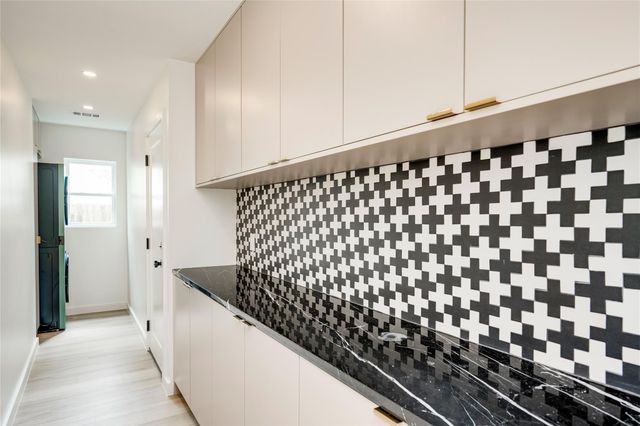 2305 Falcon Hill DR, Austin, TX 78745