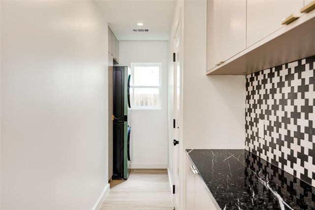 2305 Falcon Hill DR, Austin, TX 78745