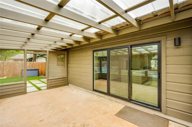 2305 Falcon Hill DR, Austin, TX 78745