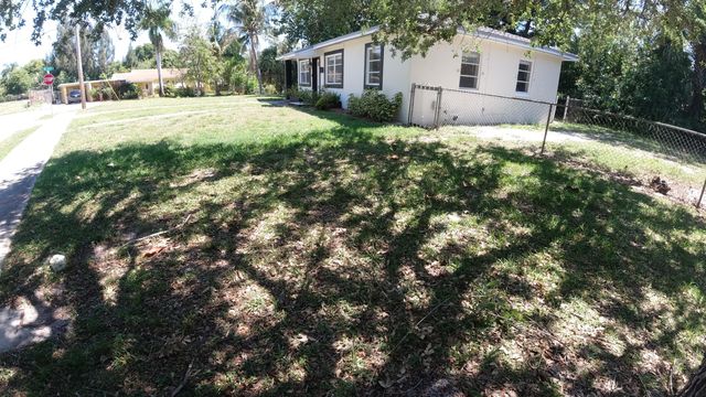 2119 Northridge Road, Delray Beach, FL 33444