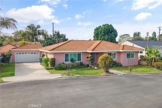 7456 Corey, Downey, CA 90242