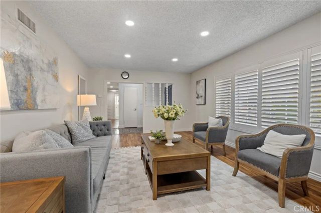 7456 Corey, Downey, CA 90242