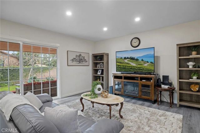 7456 Corey, Downey, CA 90242