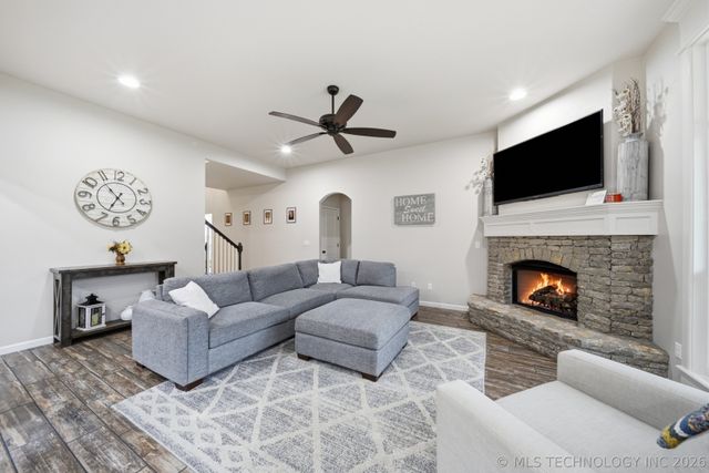 23868 E 95th Street S, Broken Arrow, OK 74014