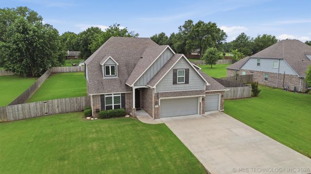 23868 E 95th Street S, Broken Arrow, OK 74014