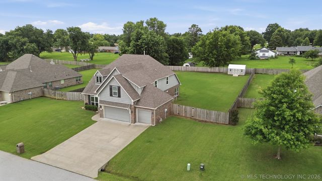 23868 E 95th Street S, Broken Arrow, OK 74014