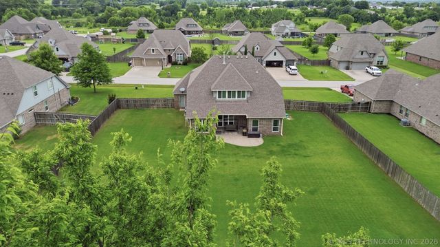 23868 E 95th Street S, Broken Arrow, OK 74014