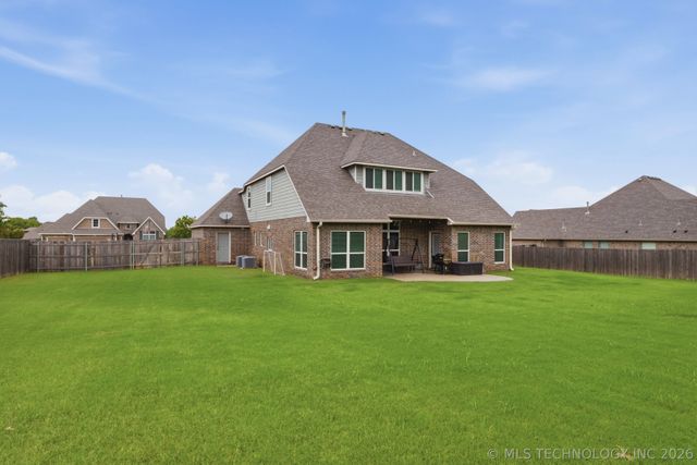 23868 E 95th Street S, Broken Arrow, OK 74014