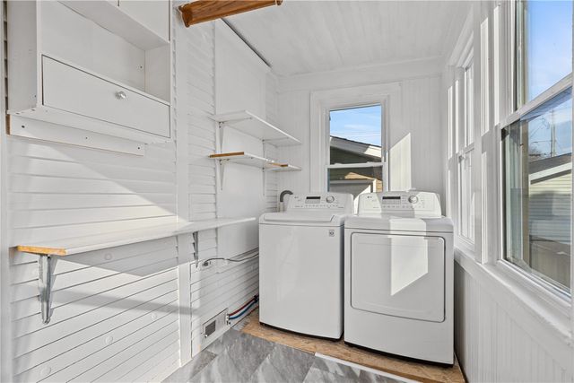 309 W 6th Street, Vinton, IA 52349