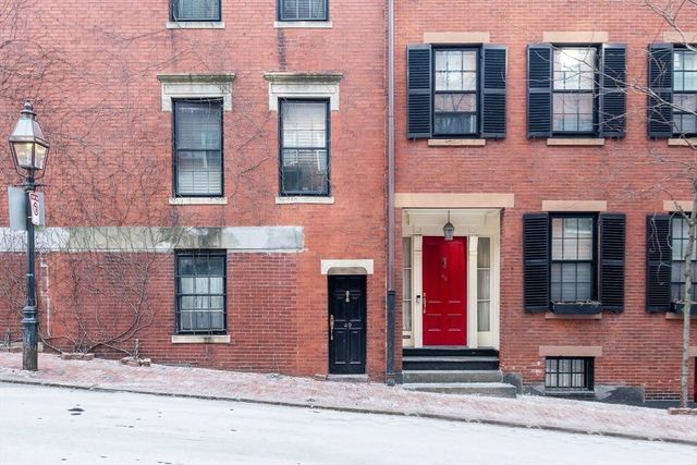49 Grove Street A, Boston, MA 02114