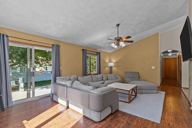 1218 CHELSEA COURT, Menasha, WI 54952