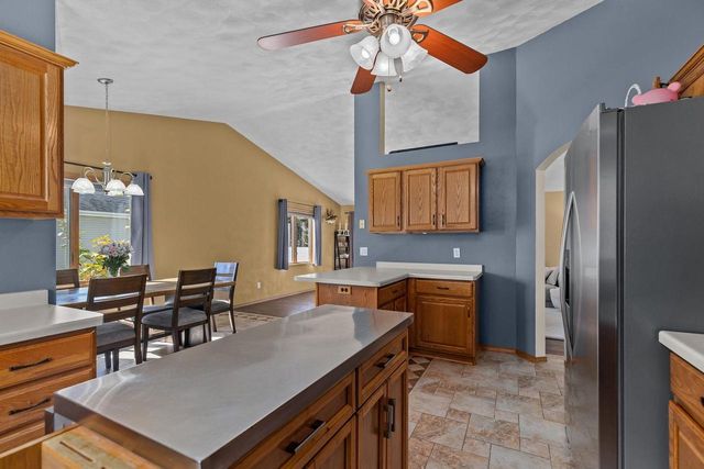 1218 CHELSEA COURT, Menasha, WI 54952