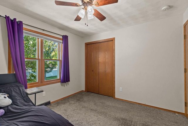 1218 CHELSEA COURT, Menasha, WI 54952