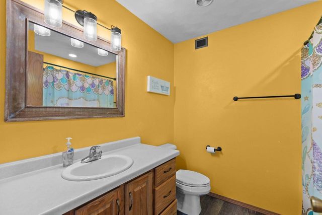 1218 CHELSEA COURT, Menasha, WI 54952