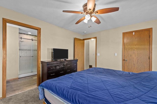 1218 CHELSEA COURT, Menasha, WI 54952