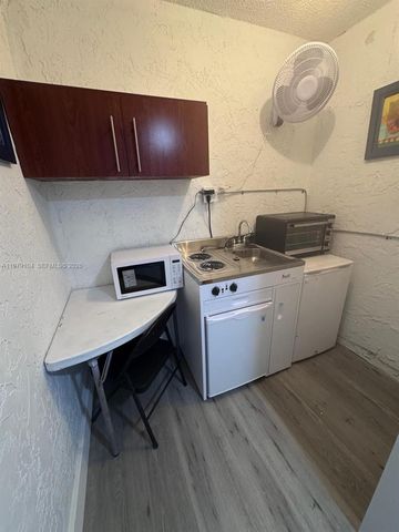 2370 NW 122nd drive, Coral Springs, FL 33065